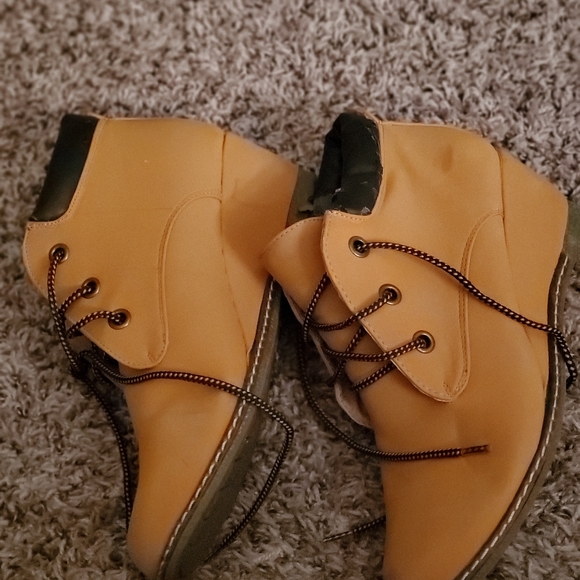 Wedge Boot Bundle - Picture 4 of 6